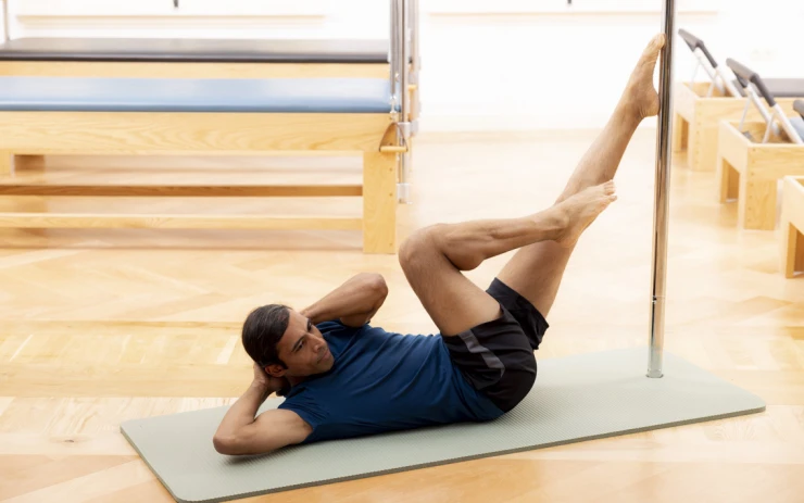 Pole Dance Pilates Criss Cross